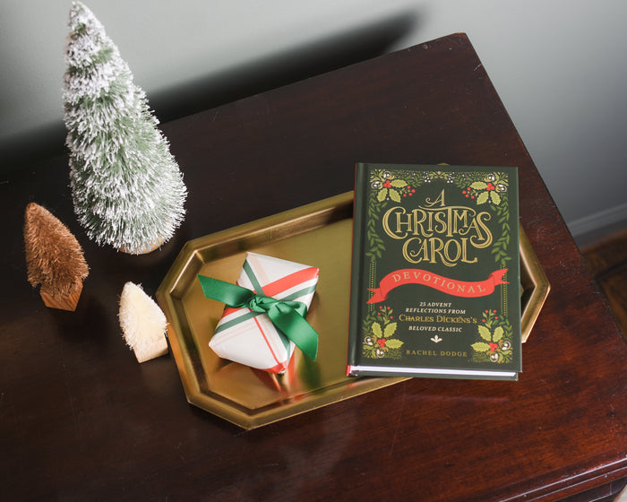 A Christmas Carol Devotional: 25 Advent Reflections from Charles Dickens's Beloved Classic (25 Daily Devotions)