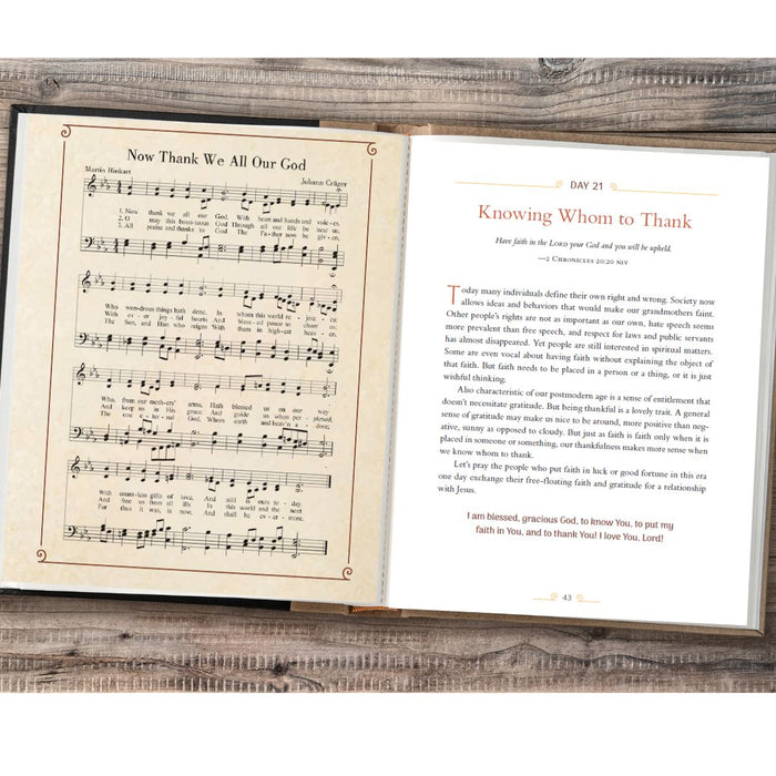 Cozy Faith: Devotions, Prayers, and Blessings for Fall