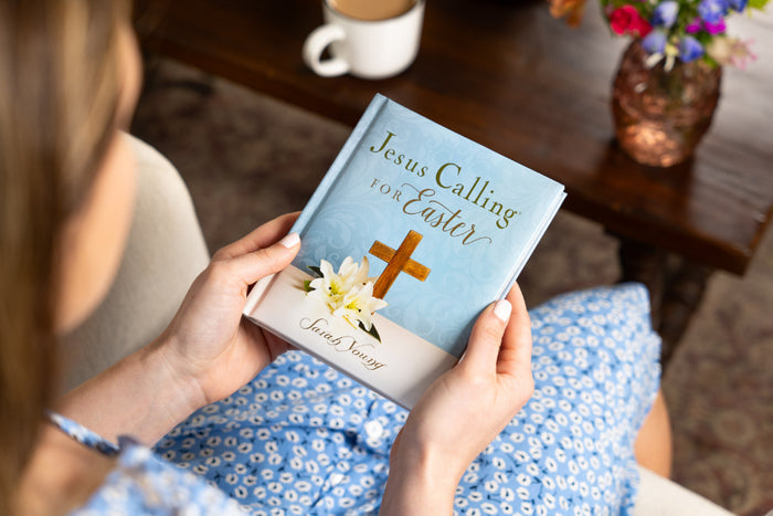 Jesus Calling for Easter, Padded Hardcover, with Full Scriptures: 50 Easter Devotions with Written-Out Scriptures