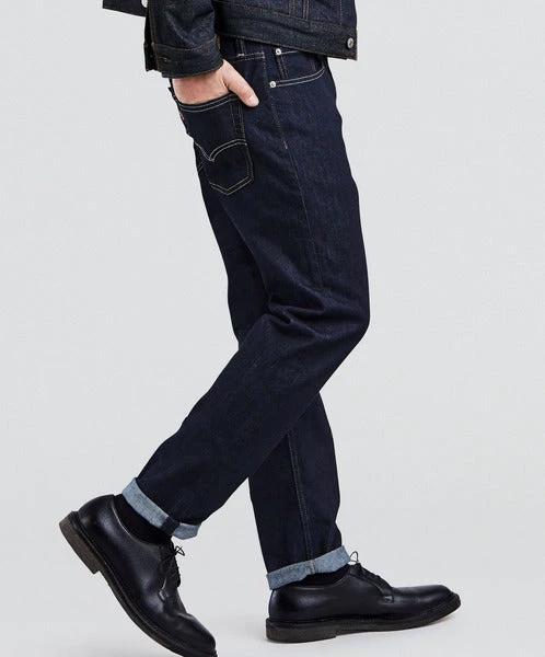 Pantalones Jeans Levis 502 Taper P/ Caballeros 295070036 by Levis