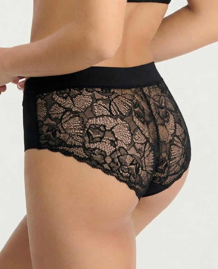 Panty-Cachetero-|-Tiro-Alto-|-Con-Encaje_St Even Colombia_49772