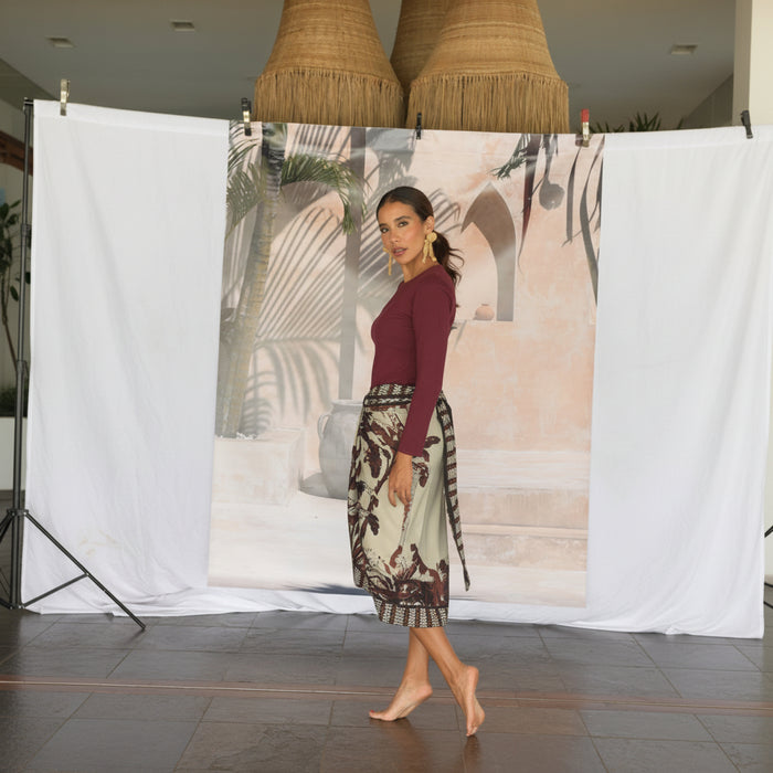 Pareo Sarong 003 – Tropical Burgundy