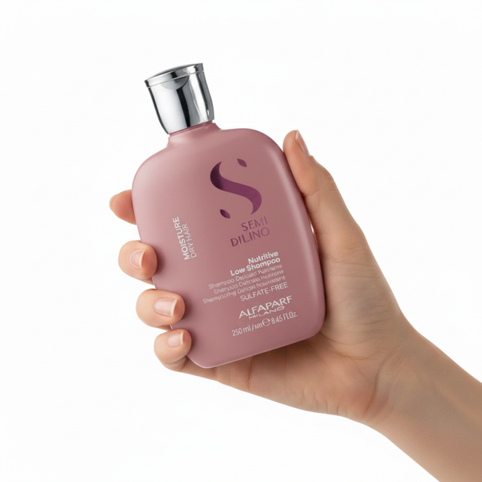 Semi Di Lino Moisture con mano en posición diferente